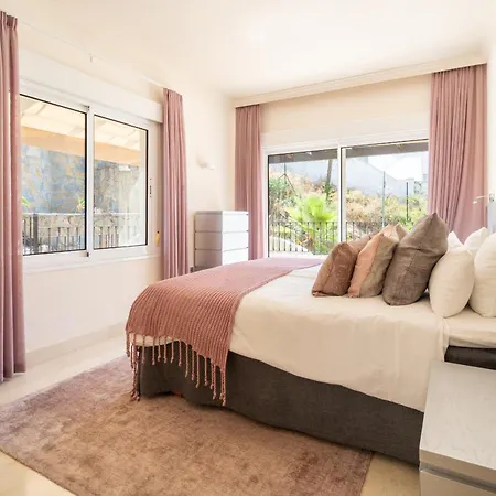 Aloha Hill - Tcm Apartment