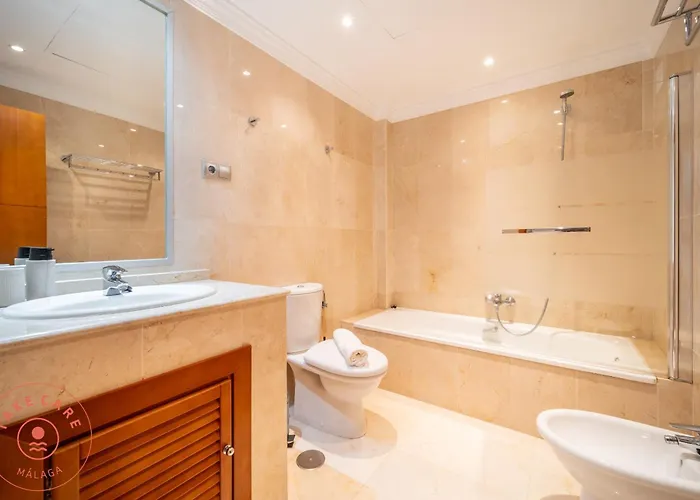 Aloha Hill Spacious Apartment - Tcm